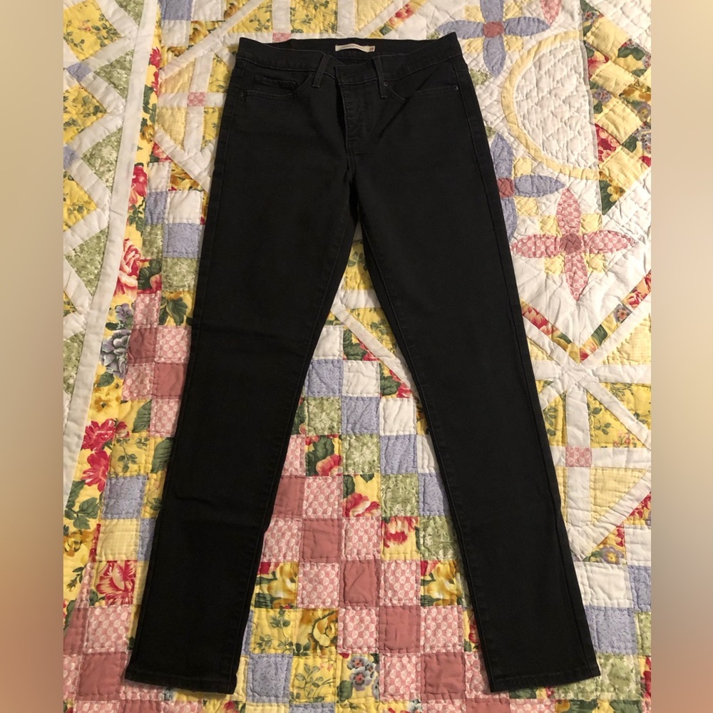 Levi Strauss 311 Shaping Skinny jeans